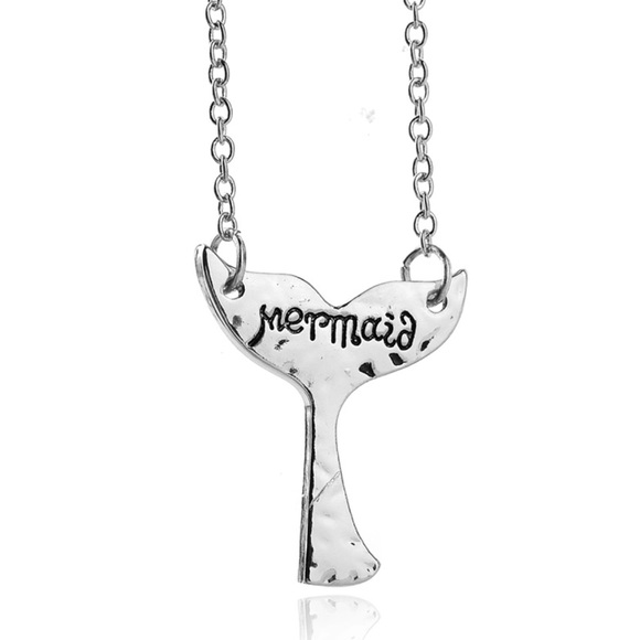 Jewelry - 🌊 Gorgeous Mermaid Tail Necklace- silver tone
